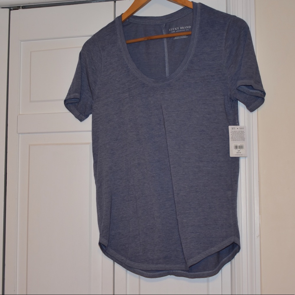 Lucky brand women’s size small plain blue t shirt NWT